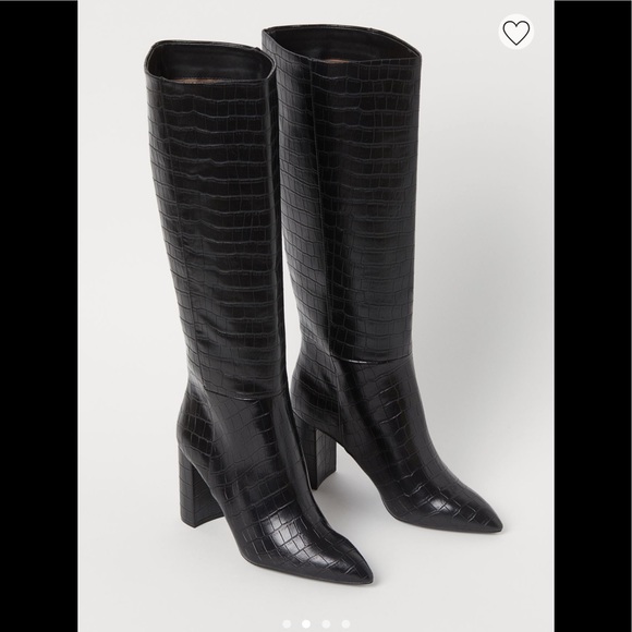 H&M Crocodile Patterned Vegan Leather Boots - Picture 8 of 9